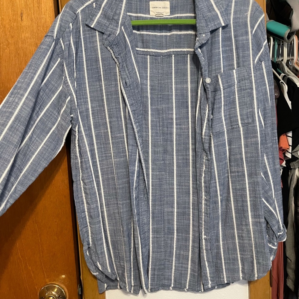 American eagle button up